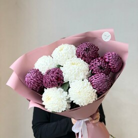 Моно букет крупных хризантем