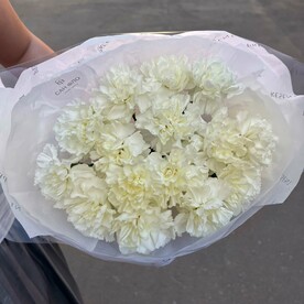 Монобукет из белых диантусов