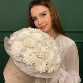 Коробочка с кустовой хризантемой