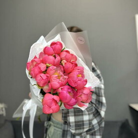 Букет пионов Coral Charm 11 штук PEONY19