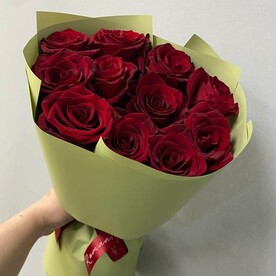 Моно букет из красных роз