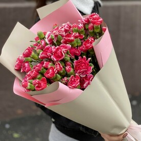 Букет кустовых гвоздик