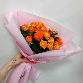 Букет кустовых роз