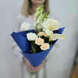 Букет из белых цветов Интуиция