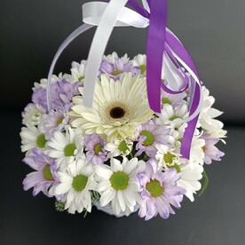 Корзина с цветами
