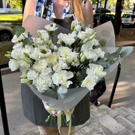 Букет с гвоздиками