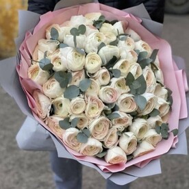 Букет из ранункулусов