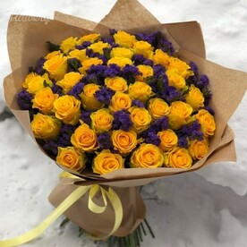 Букет из 51 желтых роз.