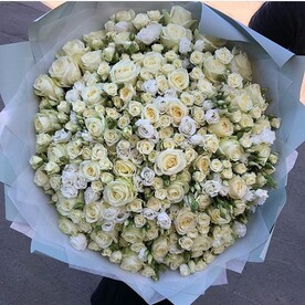 Роза аваланч, Лизиантус Эустома, Роза кустовая, Дизайнерская упаковка