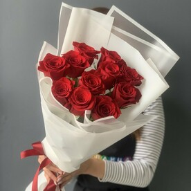 Роза Эквадор, Оформление