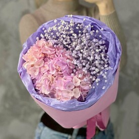 Лавандовые сны: Букет комплимент из гортензии и гипсофилы💜