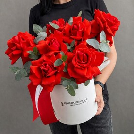 Роза французская, Эвкалипт, Шляпная коробка