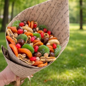 Букет из сухофруктов вкусный