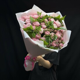 Роза мадам бомбастик, Эвкалипт, Авторская упаковка