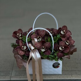 Орхидея 25