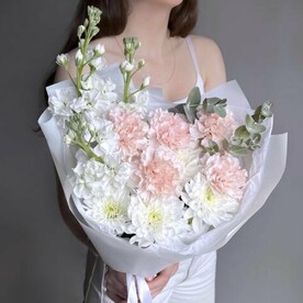 Диантус, Маттиола, Хризантема одноголовая, Эвкалипт, Пленка матовая