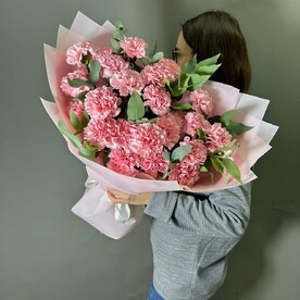 Букет розовых диантусов