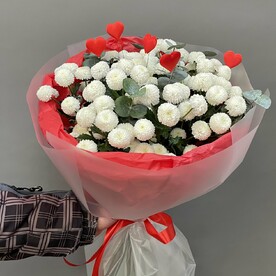 Букет из 11 веток кустовой хризантемы ньютон