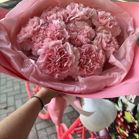Букет розовых диантусов