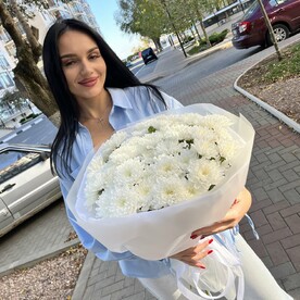 Букет белых хризантем Алтай