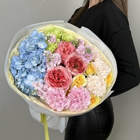 Дофаминовый трендовый букет (49-0088)