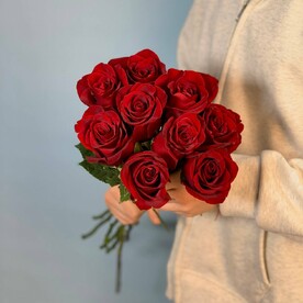 9 красных роз Эквадор
