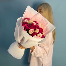 21 роза кения 32см