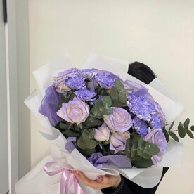 Розы Лунное сияние