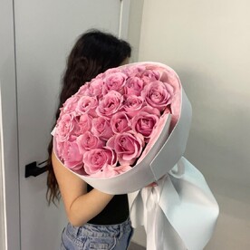25 розовых роз нежный букет для любимой
