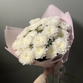 Букет белых хризантем «Нежное послание »