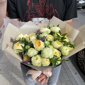 Роза пионовидная кустовая, Писташ, Лимониум, Пленка матовая