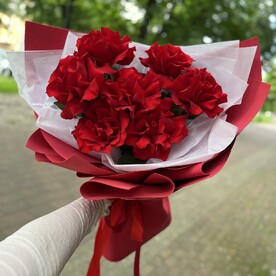Красивый букет роз
