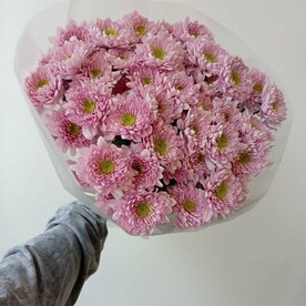 Шикарный букет из кустовых хризантем