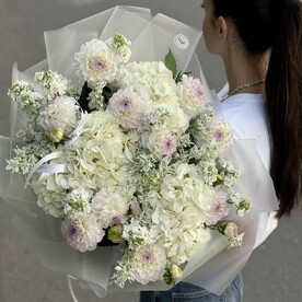 Авторский букет «Воздушная вуаль»