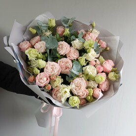 Роза пионовидная, Лизиантус Эустома, Фисташка, Эвкалипт, Пленка матовая, Тишью