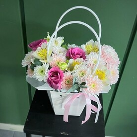 Цветы в коробке