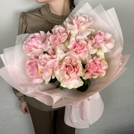 Букет из 9 розовых французских роз