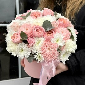 Композиция в коробке "Розовый Рассвет"