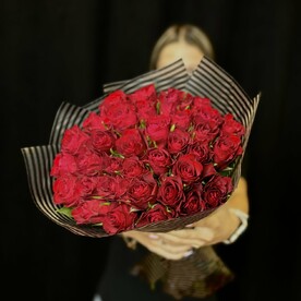 35 роз