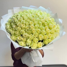 Букет из 101 белой розы