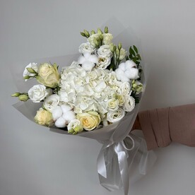 Роза, Лизиантус Эустома, Хлопок, Пистация, Гортензия, Авторская упаковка