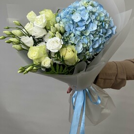 Роза Кения, Лизиантус Эустома, Писташ, Гортензия, Авторская упаковка