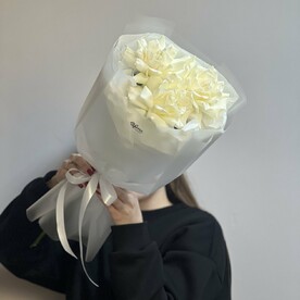 Букет из ажурных роз