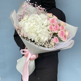 Роза кустовая, Гортензия Гидрангия, Гипсофила, Пленка корейская