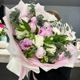 Большой букет пион/альстромерия/диантус💕