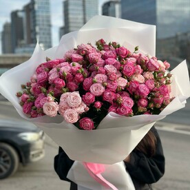 Кустовые розы пионовидные