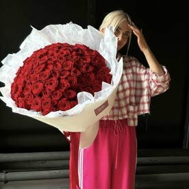 Букет из 101 Розы " Люблю тебя сильнее жизни"