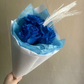 Букет комплимент из синих роз