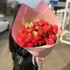 Букет из 11 кустовых роз