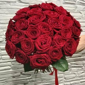 Букет из 31 розы